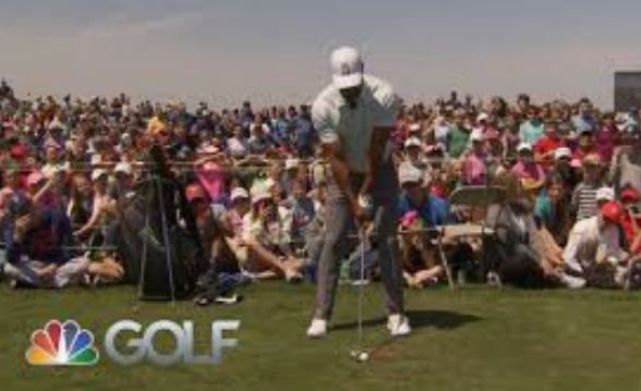 Controlling Ball  Trajectory by Tiger Woods 